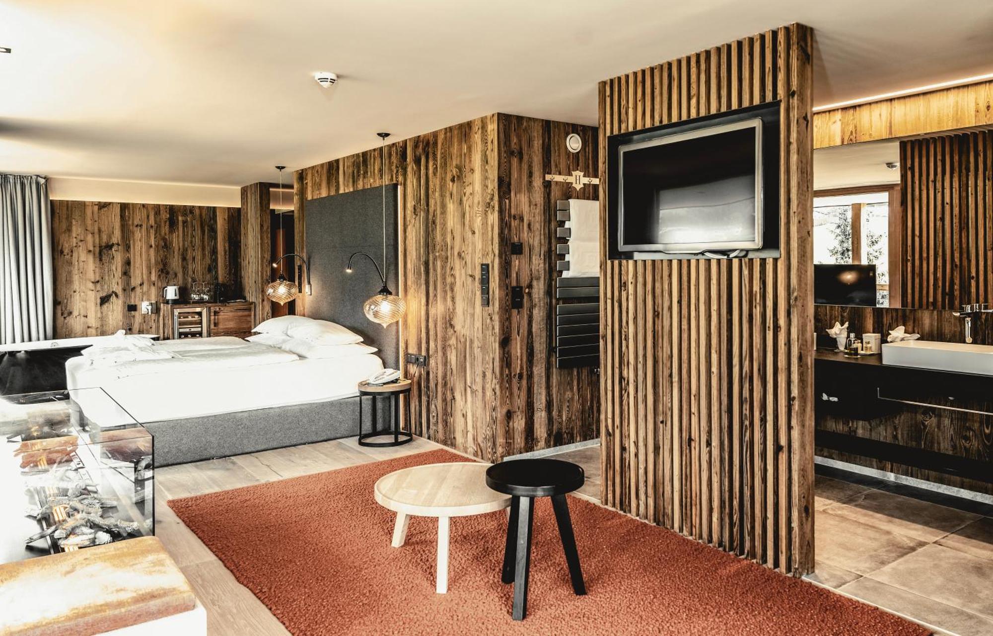 Held Hotel Fuegen Exterior photo